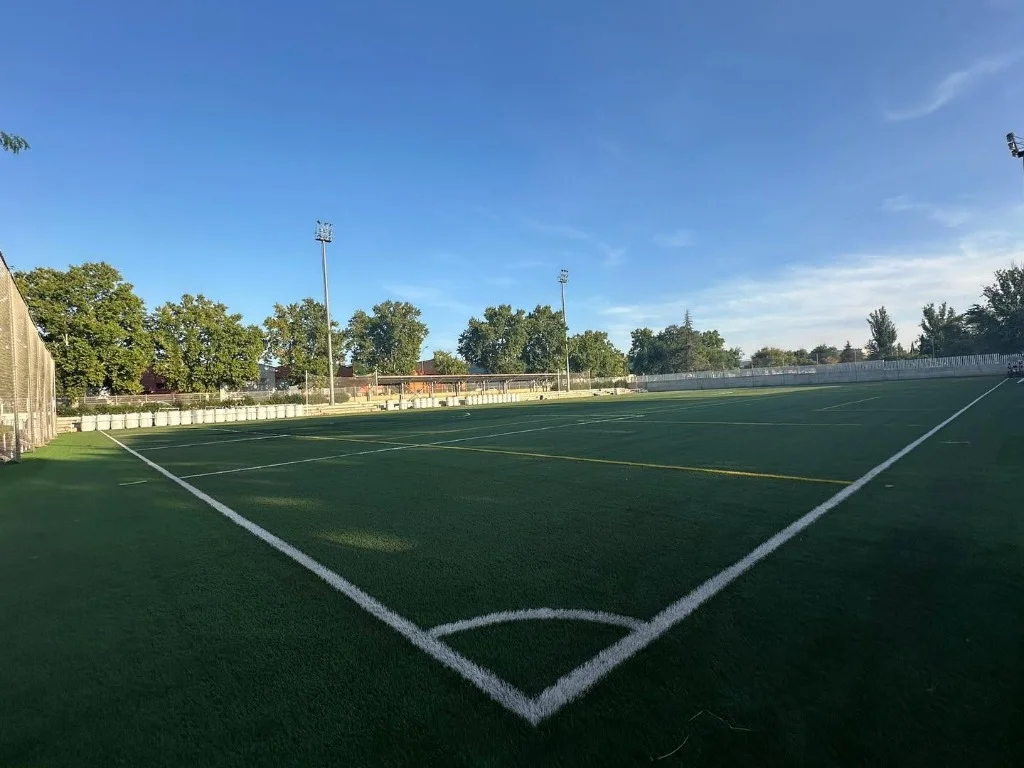 Perspectiva del terreno de juego desde el córner - Campo La Poveda