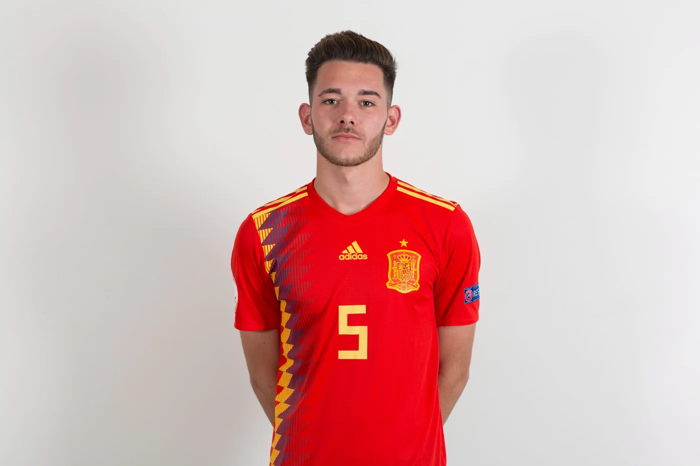 Retrato oficial de Ismael Armenteros con la Selección Española